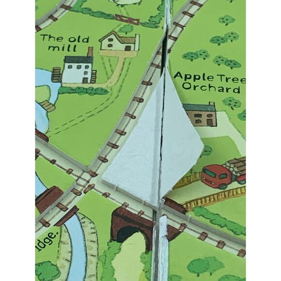 Usborne Farmyard Tales Wind Up Train Book Model Train 3 Tracks PaperPie Flaws - Picture 4 of 12